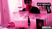 http://www.roi-heenok.com/html/images/gifs/watermark/watermark_roi_heenok___atlas__vraies_choses__album_21_10_11__directshow7.gif