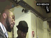 https://www.roi-heenok.com/html/images/gifs/watermark/watermark_ca_s_passe_ou_quoi_champagne_hydro.gif